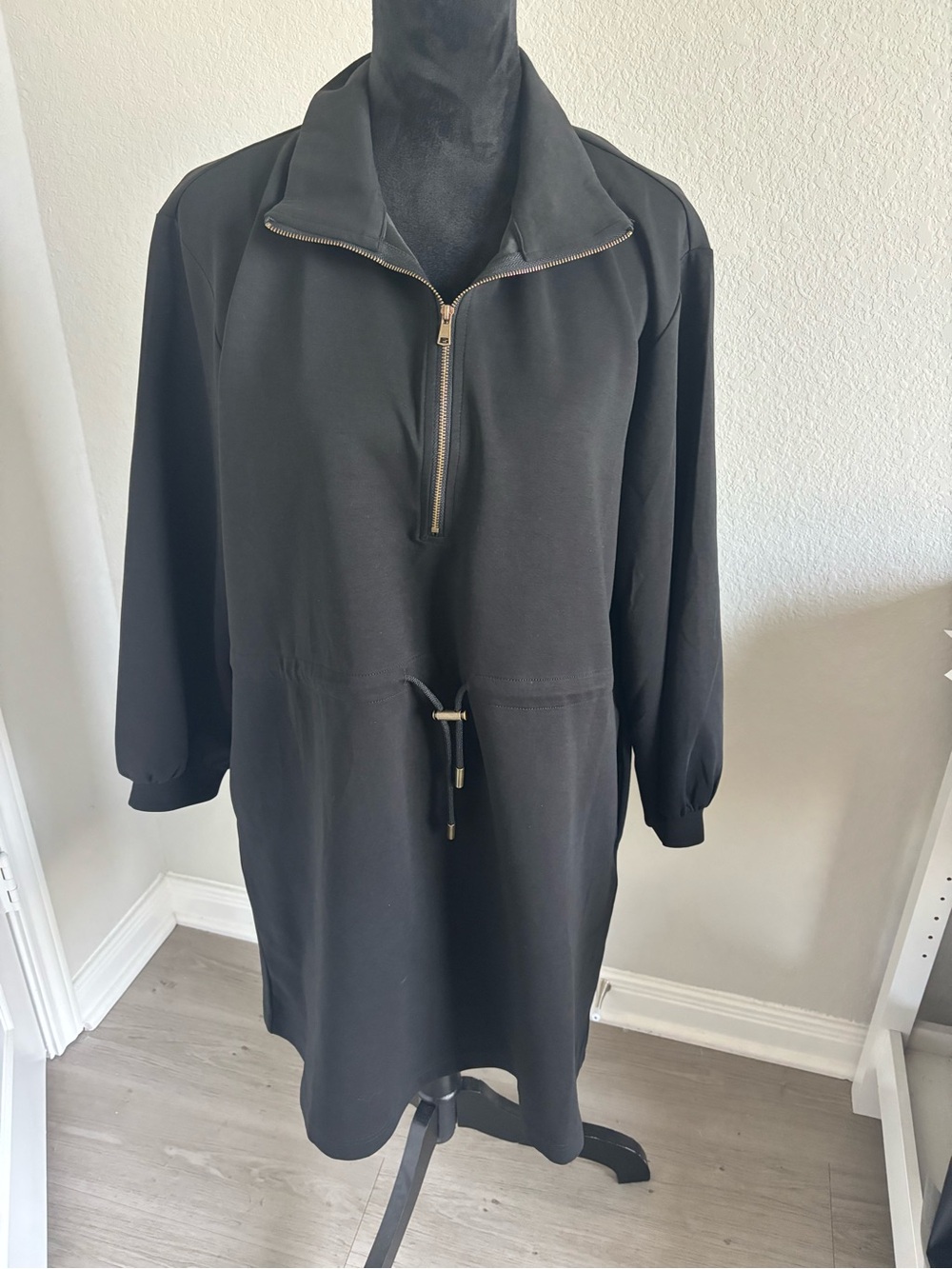 ENTRO Black Half Zip Long Sleeve Dress Adjustable Drawstring Waist Size Large